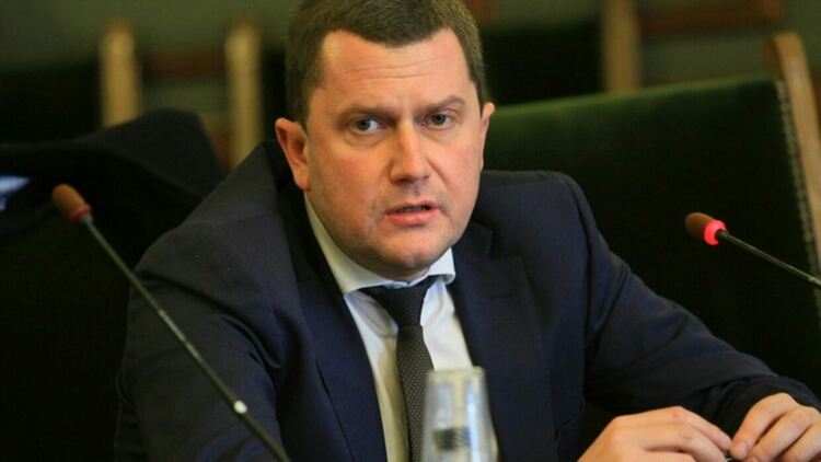 Стачката на градския транспорт в София е проблемна не само за гражданите на столицата, но и за перничани, заяви кметът на Перник