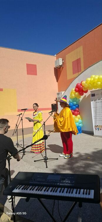 „Празник на изкуствата“ обедини ученици и деца от три образователни институции