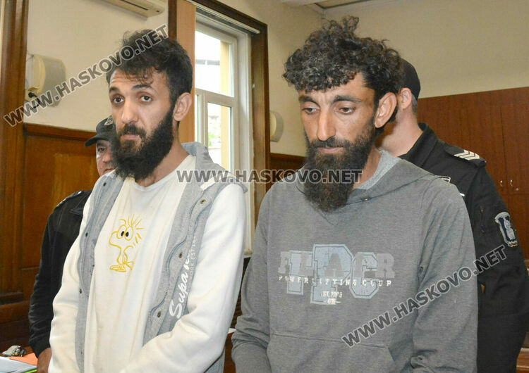 Оставиха в ареста двама братя сирийци, отвлекли мароканско семейство 