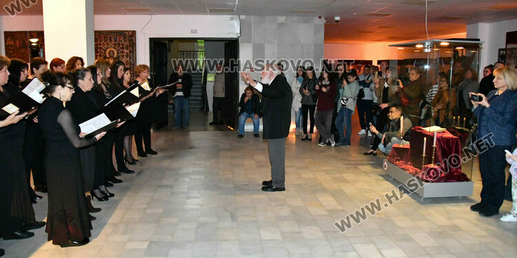 Представиха „Златната книга на Хасково“ в Европейската нощ на музеите 