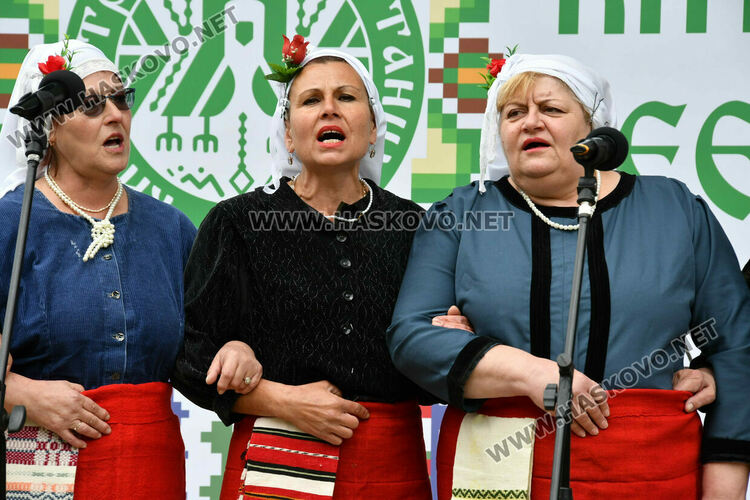 Тракийският фолклор завладя Кенана