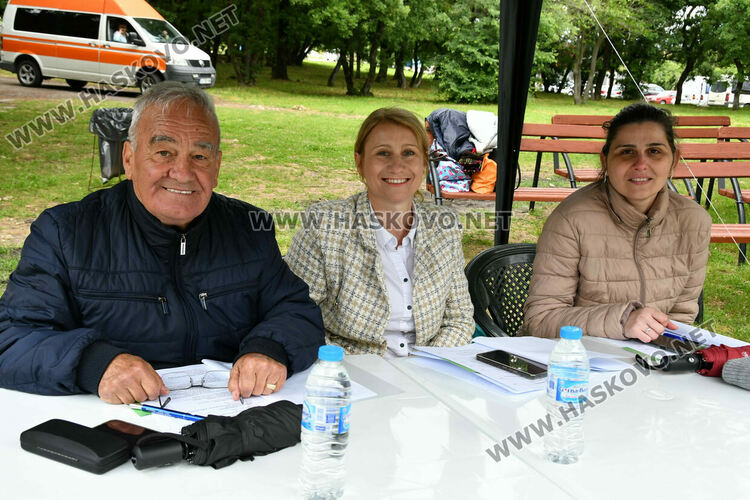 Тракийският фолклор завладя Кенана