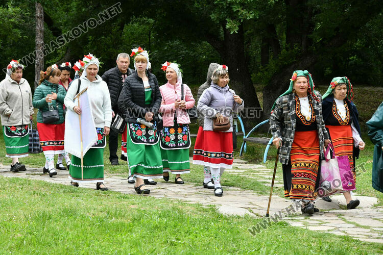 Тракийският фолклор завладя Кенана