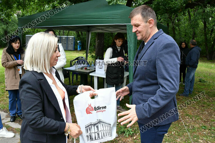 Тракийският фолклор завладя Кенана