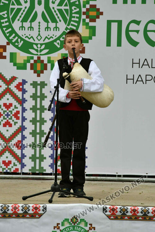 Тракийският фолклор завладя Кенана