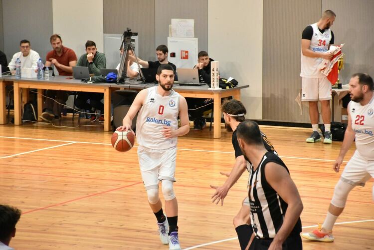 “Хасково” игра добре, но загуби реванша с “Локомотив”