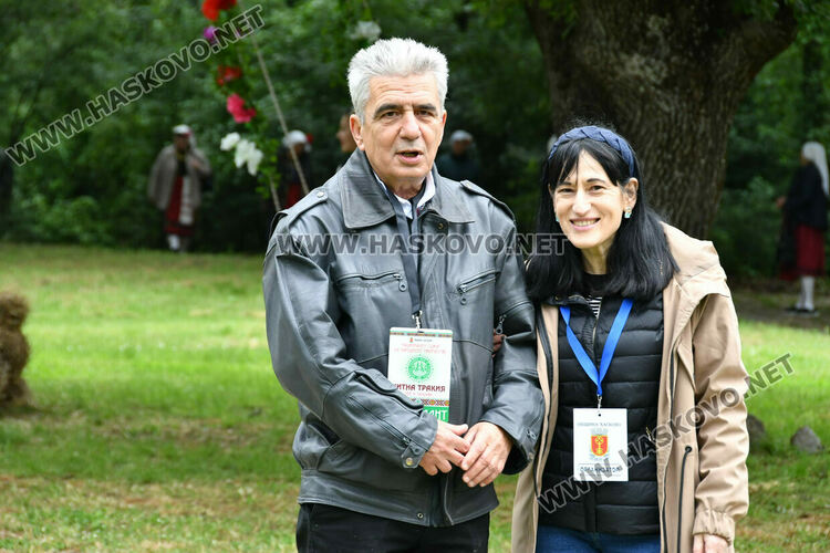 Тракийският фолклор завладя Кенана