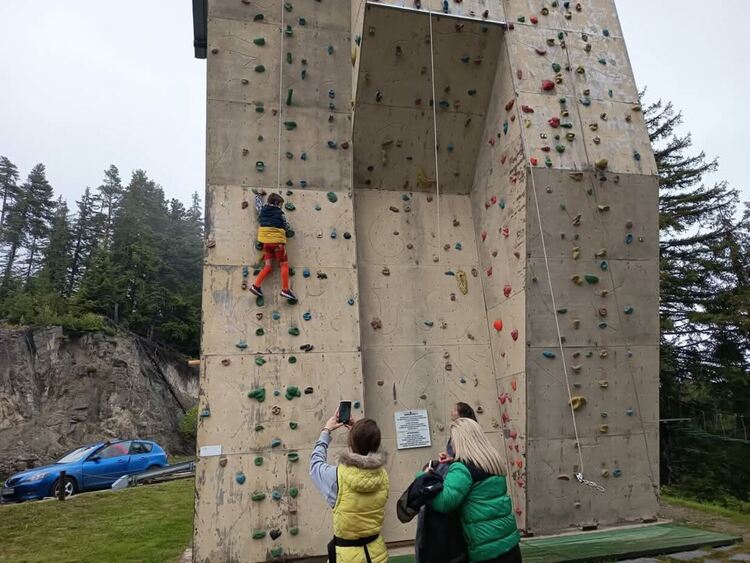 Смолян отбеляза с Планинарска среща 21 години от изкачването на Христо Христов на Еверест