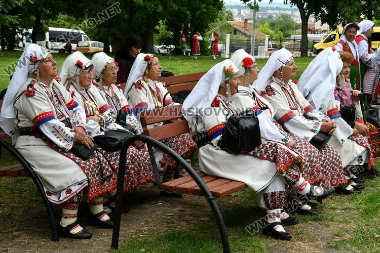 Тракийският фолклор завладя Кенана
