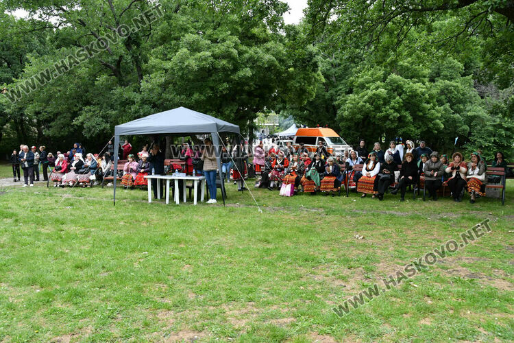 Тракийският фолклор завладя Кенана