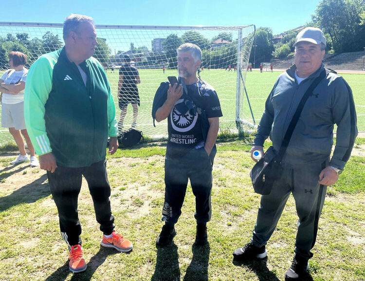 С игри и състезания от спортното училище в Хасково отбелязаха Деня на българския спорт