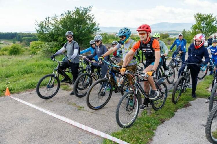 Радомир събра над 200 участници от цялата страна в двудневното състезание по ориентиране „Купа Радомир“