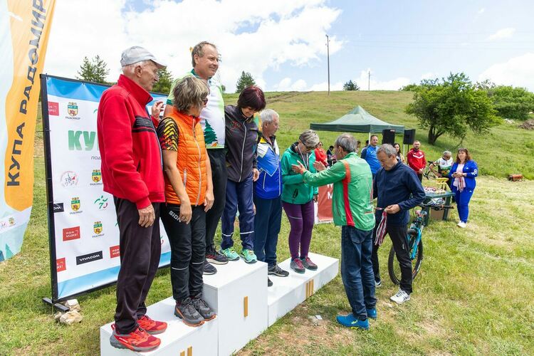 Радомир събра над 200 участници от цялата страна в двудневното състезание по ориентиране „Купа Радомир“