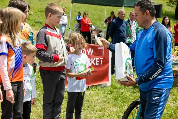 Радомир събра над 200 участници от цялата страна в двудневното състезание по ориентиране „Купа Радомир“