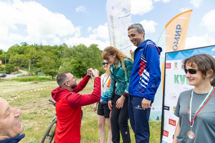 Радомир събра над 200 участници от цялата страна в двудневното състезание по ориентиране „Купа Радомир“