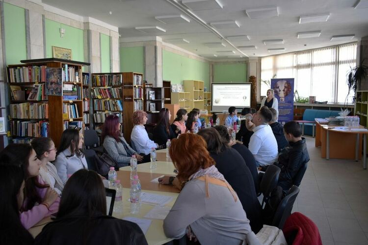 За първи път ученическа читателска конференция в Асеновград
