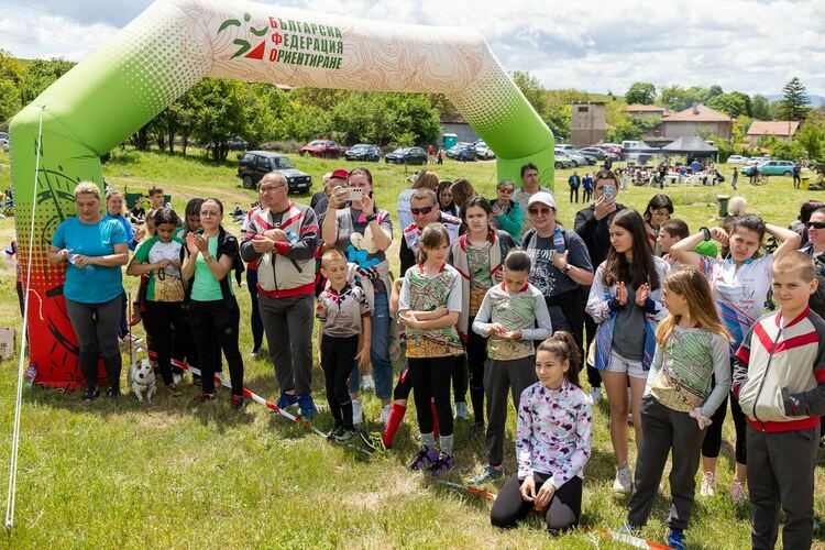 Радомир събра над 200 участници от цялата страна в двудневното състезание по ориентиране „Купа Радомир“