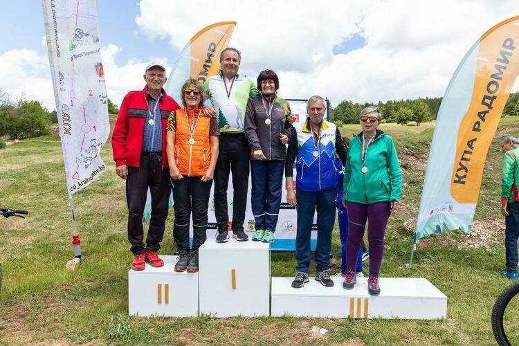 Радомир събра над 200 участници от цялата страна в двудневното състезание по ориентиране „Купа Радомир“