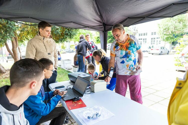 В Деня на българския спорт започна първият етап от двудневното спортно събитие Купа „Радомир“ 2025