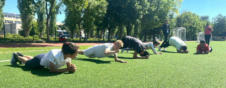 С игри и състезания от спортното училище в Хасково отбелязаха Деня на българския спорт