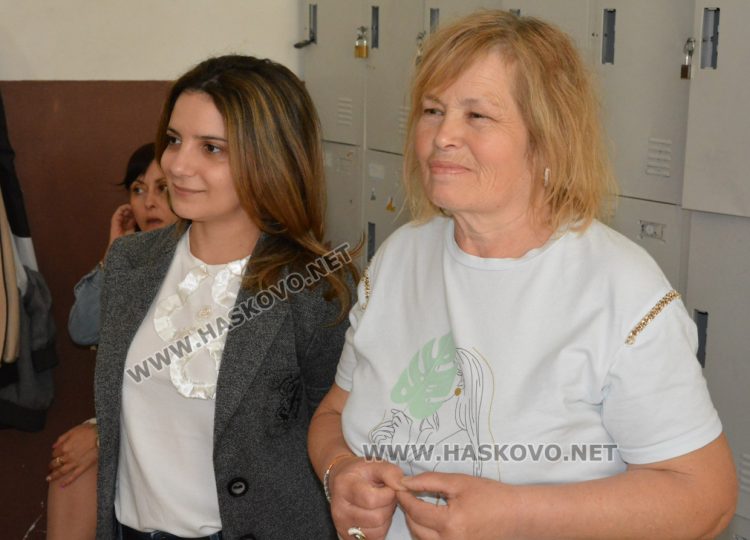 Обучиха ученици как да се пазят от насилие в интернет