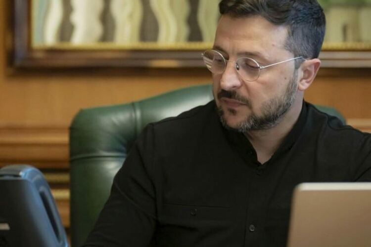Зеленски готов за преговори, но без оттегляне от анексираната от Русия украинска територия
