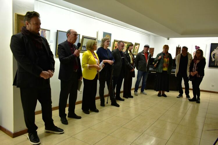 Асеновградски и пловдивски художници с обща изложба в старинното училище "Свети Георги"