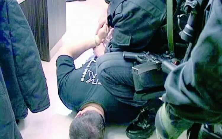 Стопкадър от операция „Октопод“.