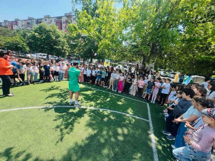 Микяй Наим вдъхнови учениците от ОУ „Алеко Константинов“ в Димитровград