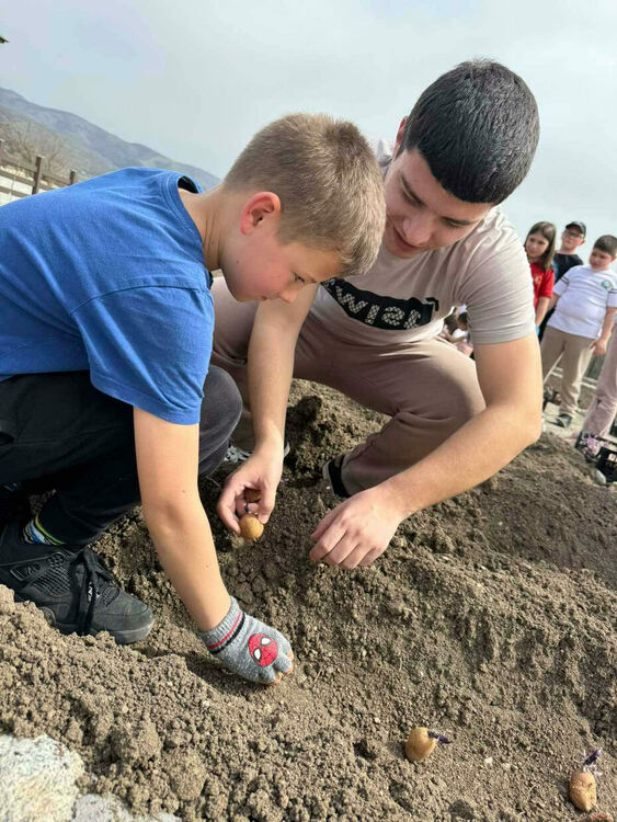 Славейковци участваха в пататювата и мисирьовата меже в Гърнатскине конаци