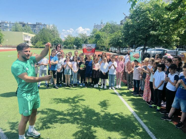 Микяй Наим вдъхнови учениците от ОУ „Алеко Константинов“ в Димитровград