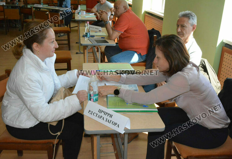 10 фирми и предприятия обявиха над 30 свободни работни места, хасковлии търсят работа като пазачи