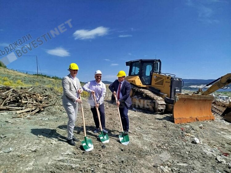 Първа копка рекултивация клетка 1