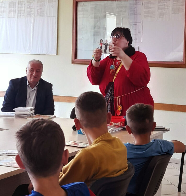 Вилдан Сефер и Божидара Ангелова четоха свои стихове в Албания