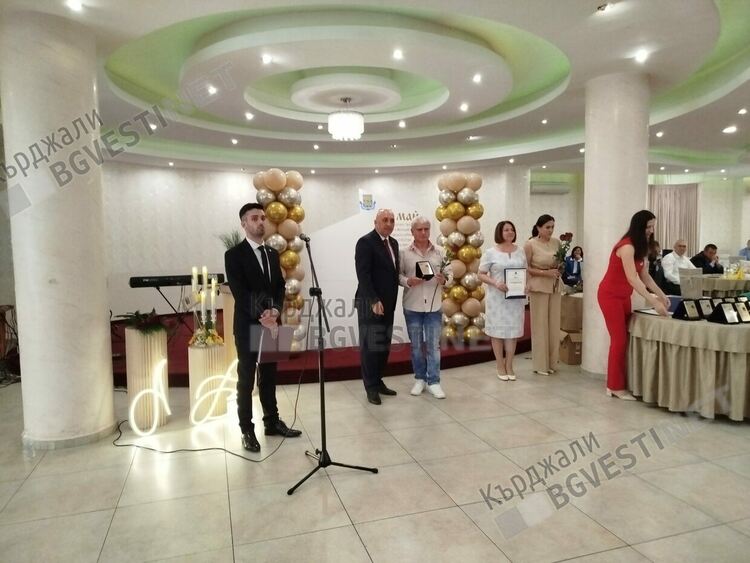 Община Кърджали връчи традиционните награди за 24-ти май, тази година те са 66