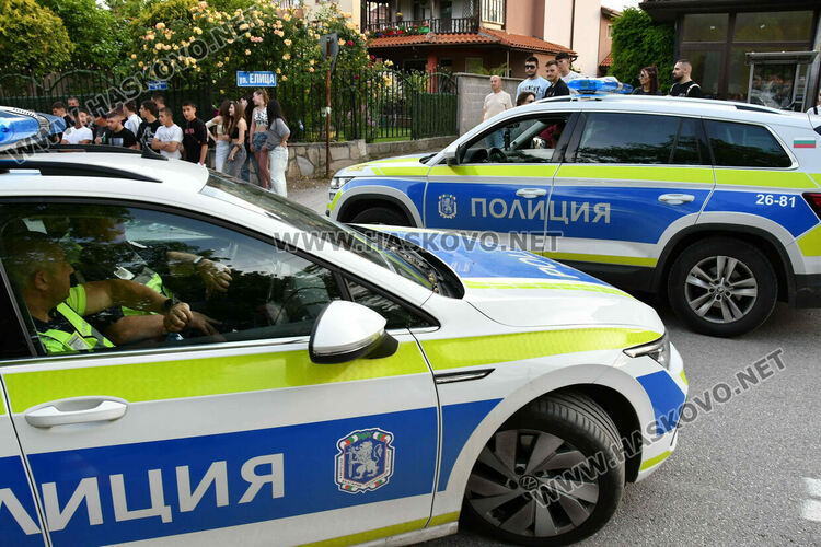 130 абитуриенти от ПГДС взривиха с емоции и красота парк „Кенана“