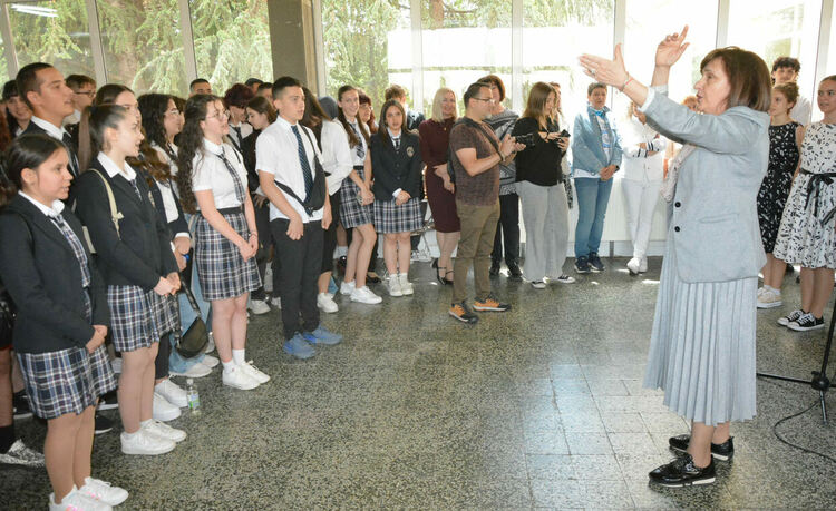 Денят на отворените врати в Езиковата – мястото, където знанието среща вдъхновението