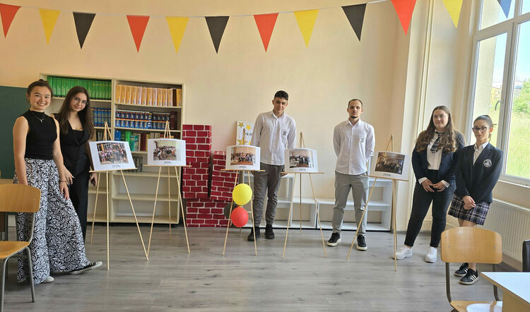 Денят на отворените врати в Езиковата – мястото, където знанието среща вдъхновението