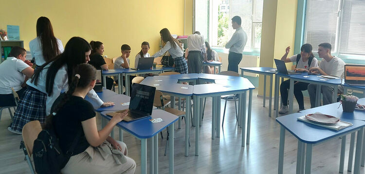 Денят на отворените врати в Езиковата – мястото, където знанието среща вдъхновението