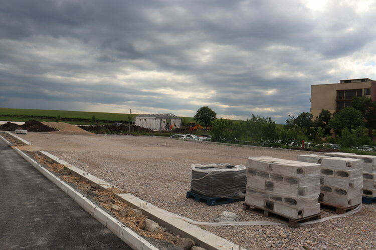 Нова улица ще води до Спортния комплекс до плувния басейн 