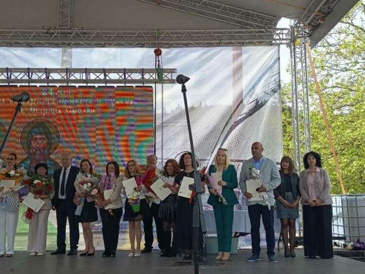 Журналистът и оператор от телевизия ЕТВ Адриан Кулев с годишна награда за журналистика