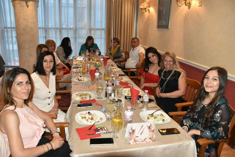 Абитуриентите от ПГЛП дефилираха в центъра на Хасково