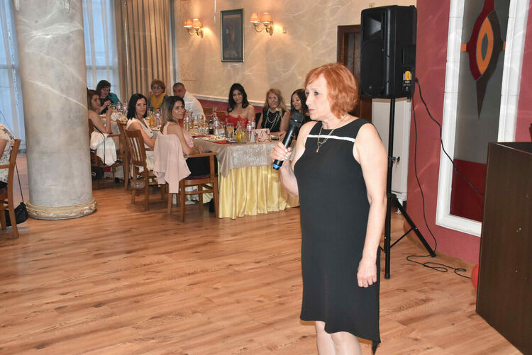 Абитуриентите от ПГЛП дефилираха в центъра на Хасково