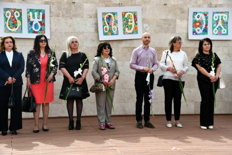 Асеновград отбеляза 24-ти май с тържествена програма