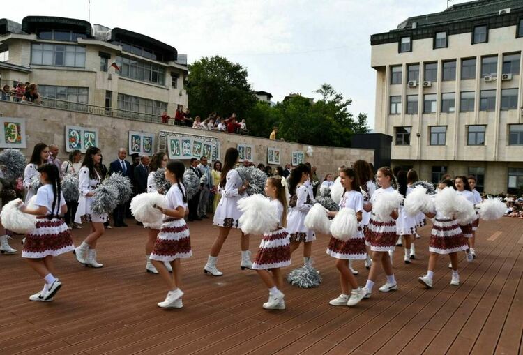 Асеновград отбеляза 24-ти май с тържествена програма