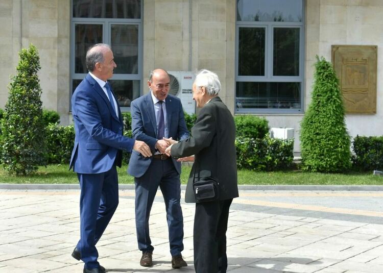 Асеновград отбеляза 24-ти май с тържествена програма