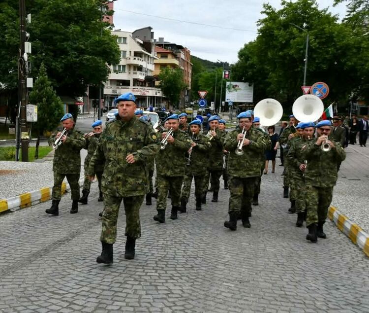 Връчиха званието „Почетен гражданин“ на Асеновград