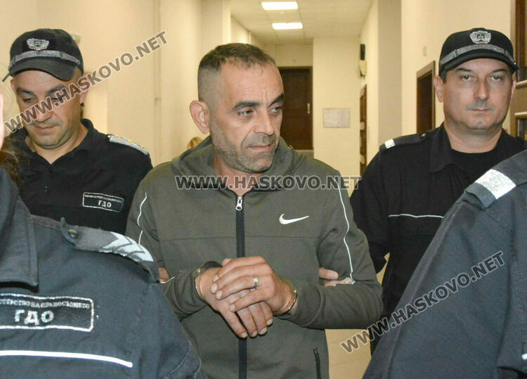 Задържаха 39-годишен тираджия с наркотик за близо 13 000 лева