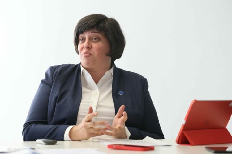 Диана Русинова приела да оглави АПИ, получила поканата със SMS