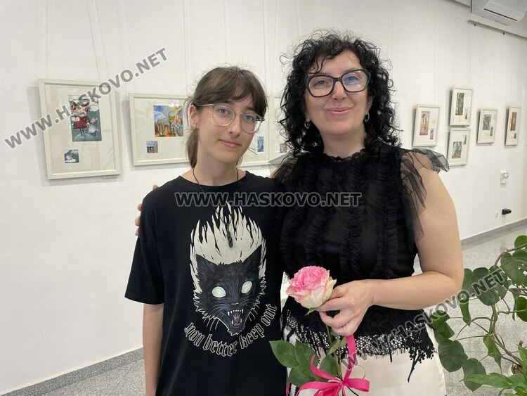 Айча Кадир и Веселина Делчева